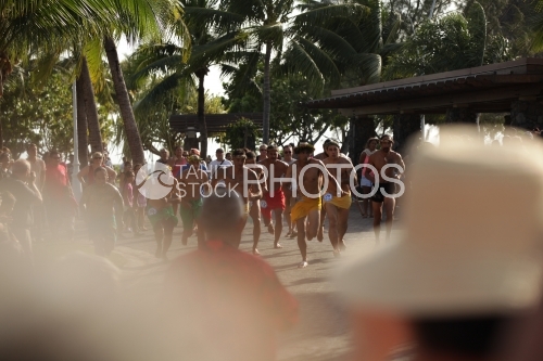 Fruits carriers racing in Tahiti
