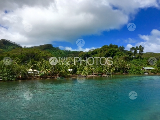 Channel in the Lagoon between Huahine Nui and Huahine Iti