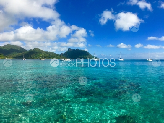 Boats in the lagoon of Huahine close to the Huahine Yacht Club