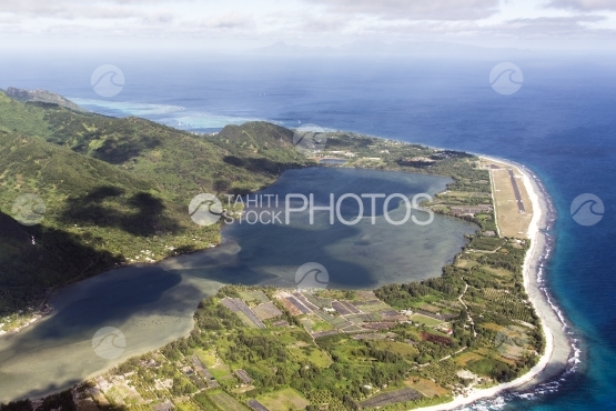 Huahine, aerial view of the island