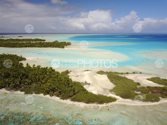 Fakarava, aerial view of pikn sand beach of Tetamanu pass