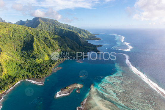 Peninsula of Tahiti, aérial photography of the wild coast of Te Pari