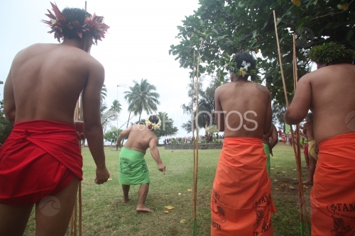 Tahitian and Traditional Spear Contest, Lanceurs de Javelots Traditionnels Polynésiens