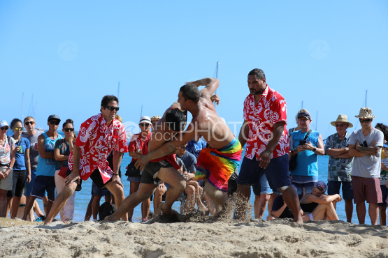 Tahiti, Two men wrestling, Traditional Wrestling Competition, Tuaro Maohi, Polynesia