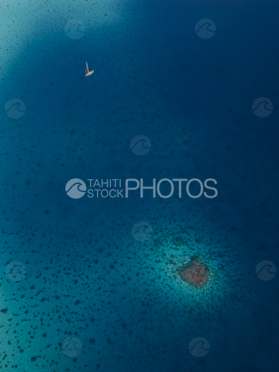 Raroia island,Drone atoll, Sailing boat on the lagoon, Ocean, French Polynesia, Tahiti