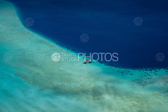 Tahaa, blue, lagoon, polynesia, pearl farm